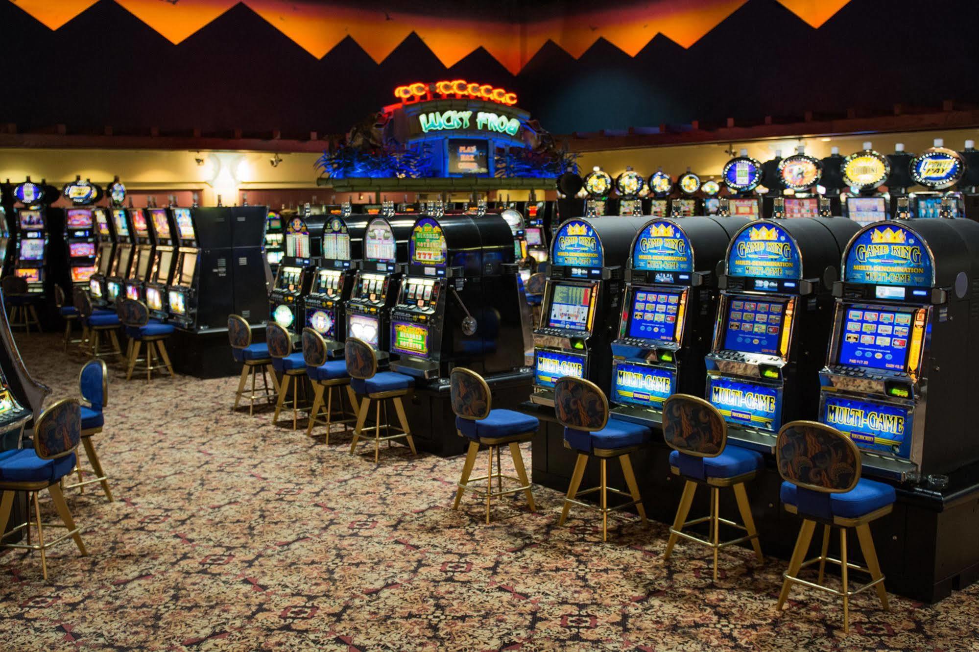 Blue Casino And Hotel 2*